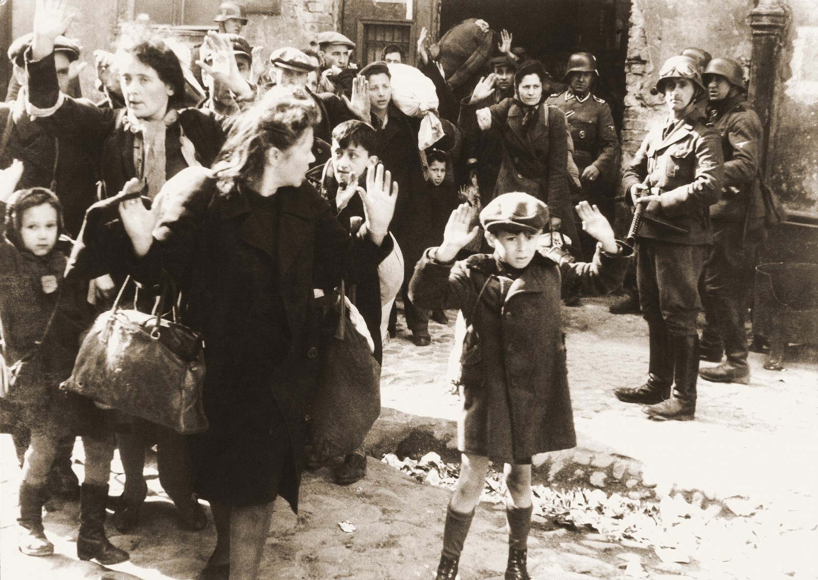 The Warsaw Ghetto Uprising. Historical Information POLIN Museum of