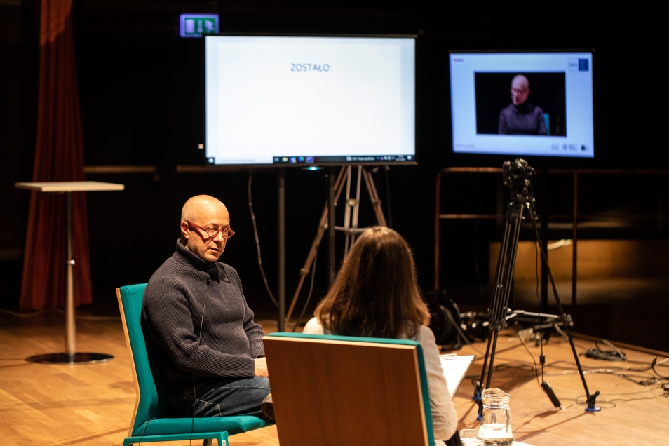 Marek Krajewski (pisarz) i Katarzyna Kulińska (Muzeum POLIN) w rozmowie podczas konferencji Moc biografii.