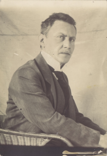 Czarno-biały portret Ludwika Hirszfelda.