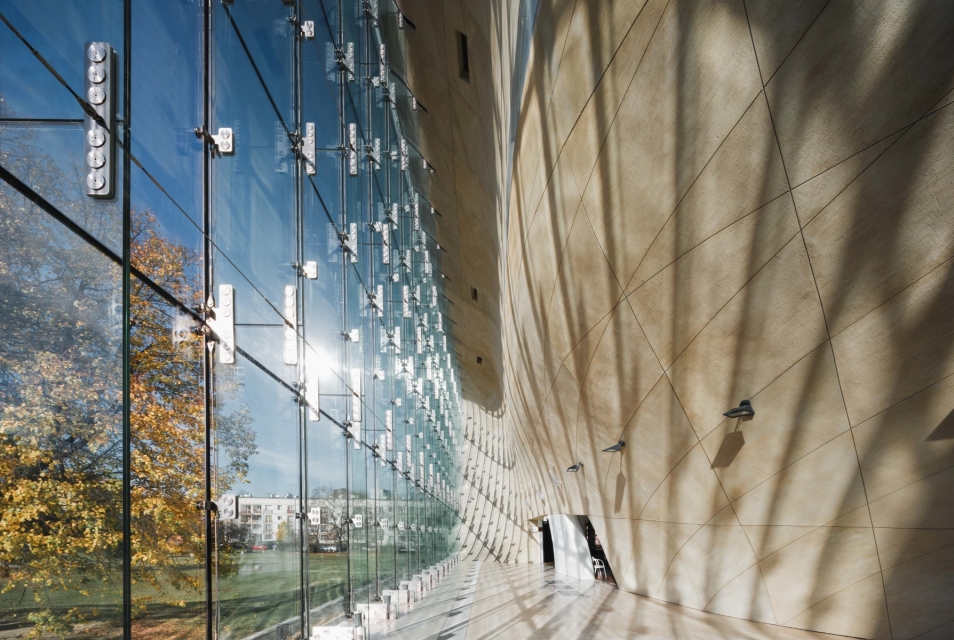 The main hall of POLIN Museum.