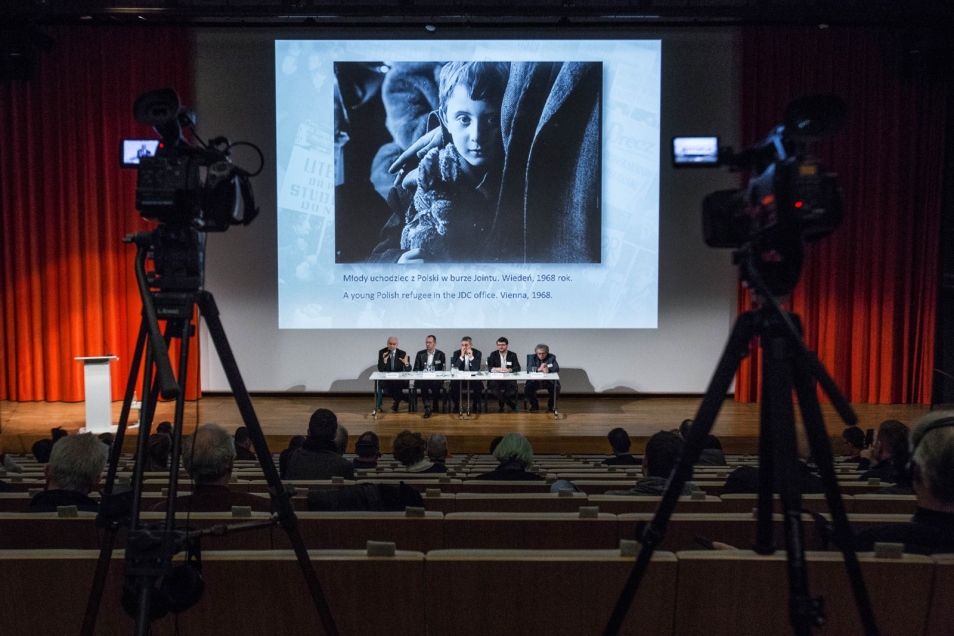 Otwarcie konferencji "Marzec '68 po pięćdziesięciu latach"