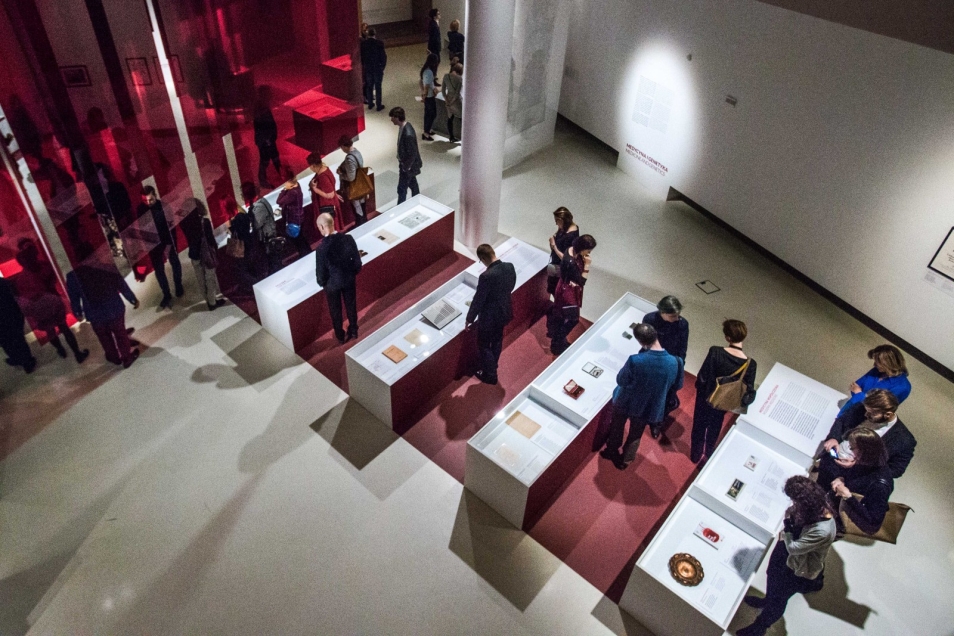 Wystawa czasowa "Krew. Łączy i dzieli" w Muzeum POLIN.
