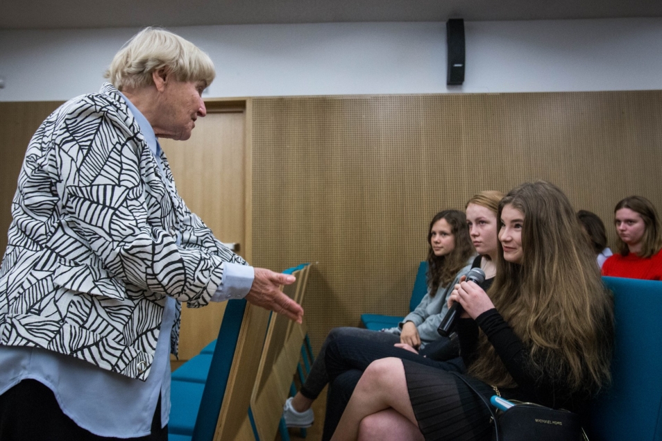 Irena Senderska-Rzońca, spotkania ze świadkami historii, Muzeum POLIN
