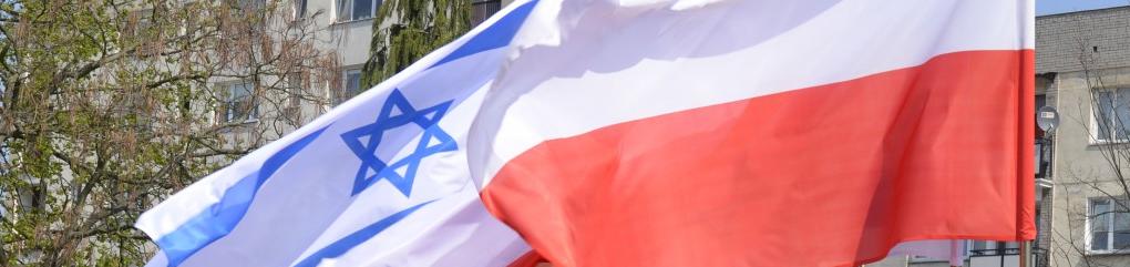 Polskie i izraelskie flagi.