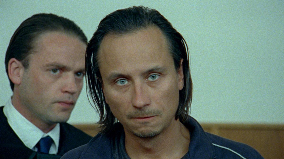 Na obrazie widzimy kadr z filmu "Słońce, to słońce mnie oślepiło".