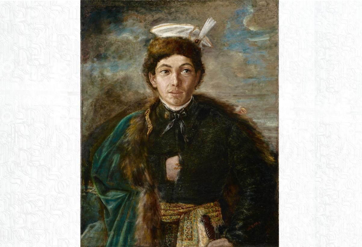 Obraz Maurycego Gottlieba, "Autoportret w stroju polskiego szlachcica. Podobizna autora. Mężczyzna ma białą czapkę na głowie, przepasany jest ozdobnym pasem, a z lewego ramienia zwisa mu płaszcz obszyty futrem.
