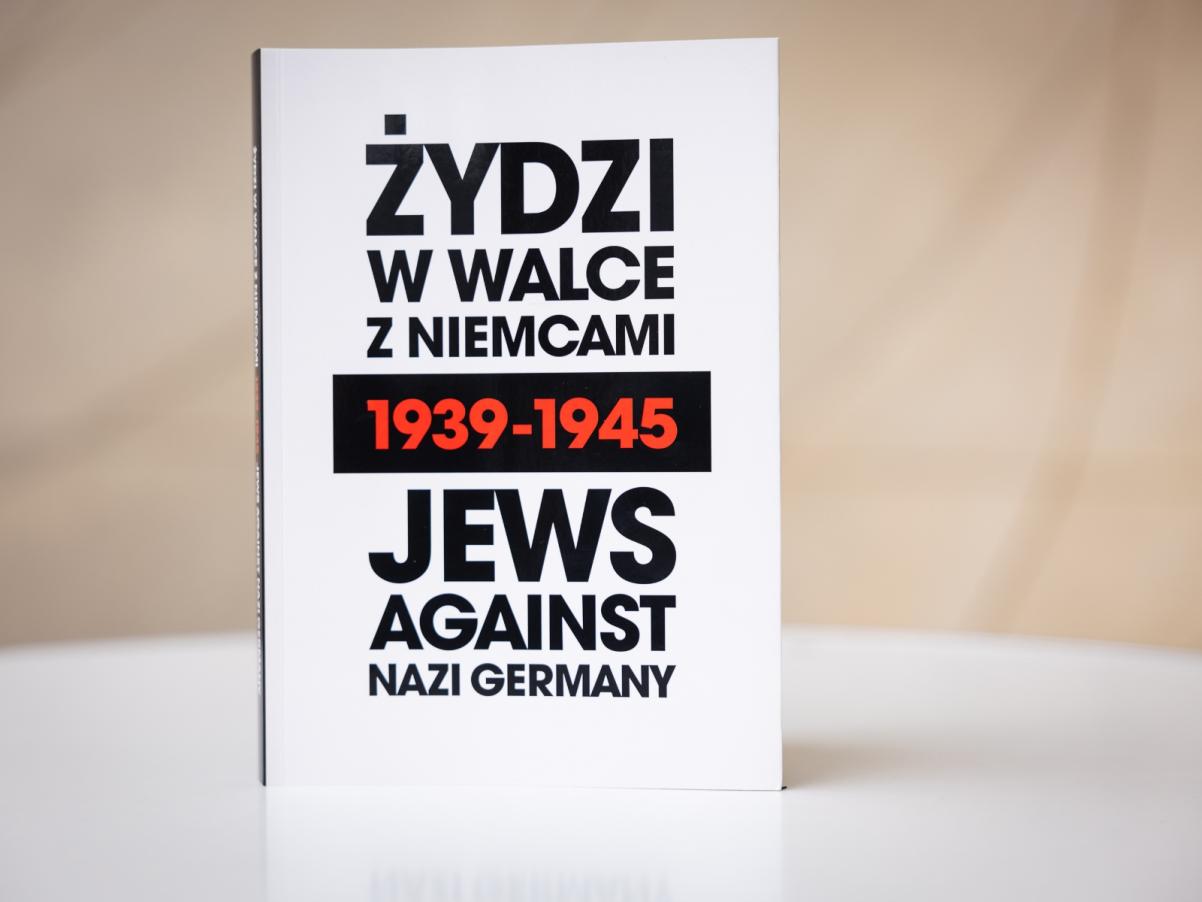 Okładka publikacji "Żydzi w walce z Niemcami 1939" | "Jews against Nazi Germany".