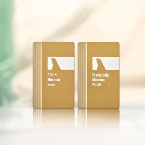Side by side stand two cards with the inscriptions Polin Museum Member.