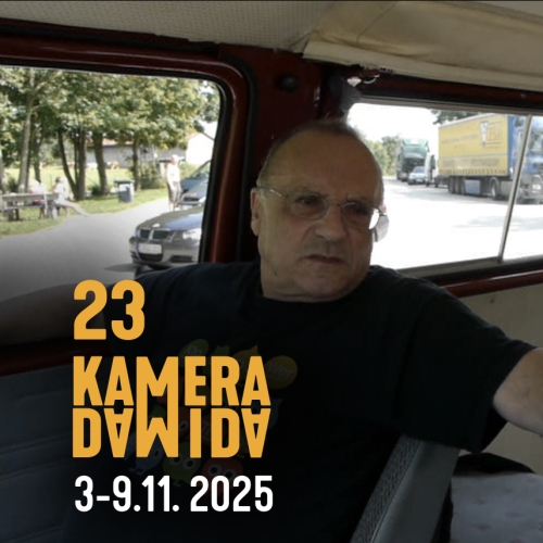 Kadr z filmu z napisem 23. KAMERA DAWIDA 2025 3-9.11.2025.